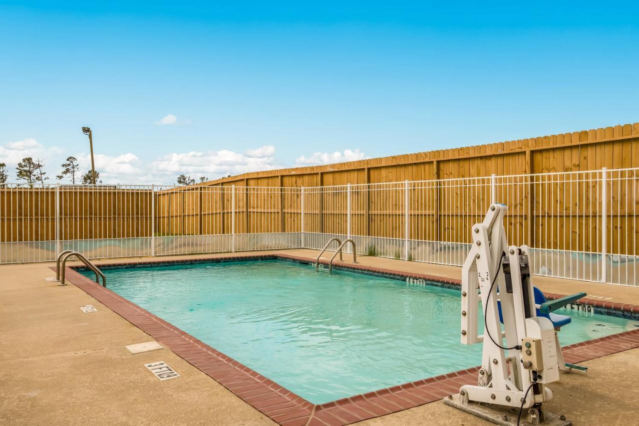 Red Roof Inn & Suites Lake Charles Esterno foto